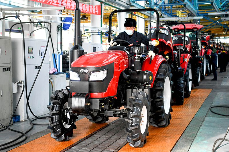 Trator YTO, BDG Máquinas, revenda de tratores, tratores agrícolas, máquinas agrícolas, agro brasileiro, pós-venda YTO, distribuidor YTO.